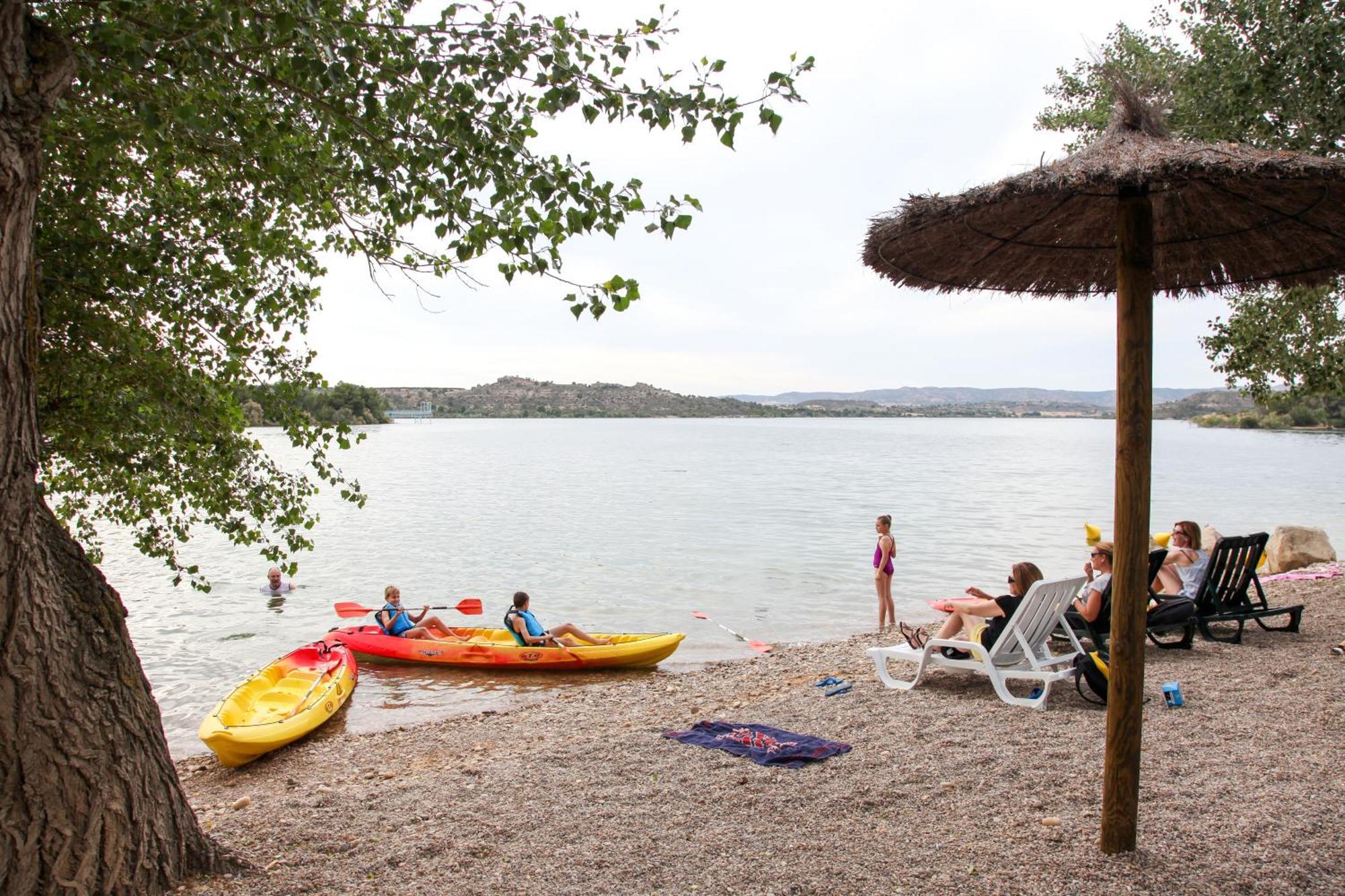 Taiga Lake Caspe Exterior photo